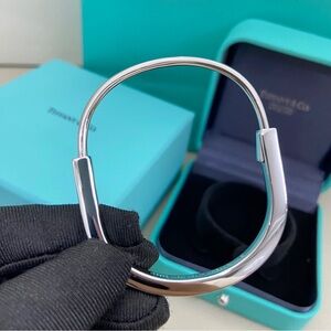 Elegant Silver Men's Bracelet